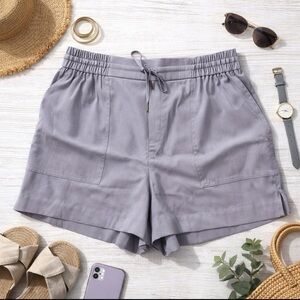 Simply Vera Vera Wang Light Purple Elastic Waist Pockets Walking Shorts Size L